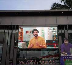 Outdoor_advertising_screens_UAE